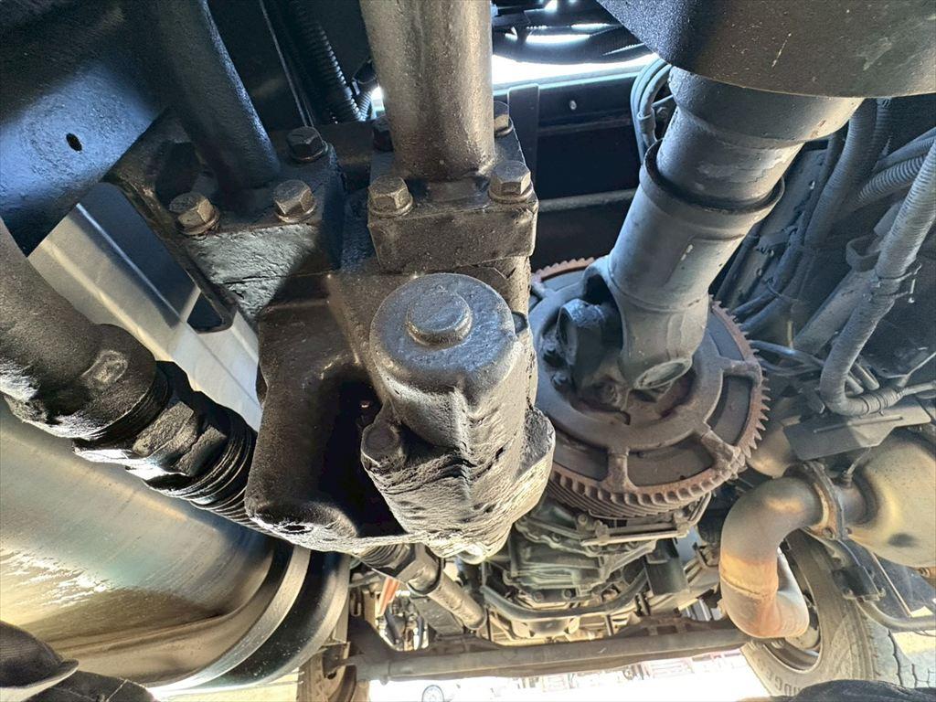 日野 プロフィア QPG-SH1EDDG(2WD)の写真18