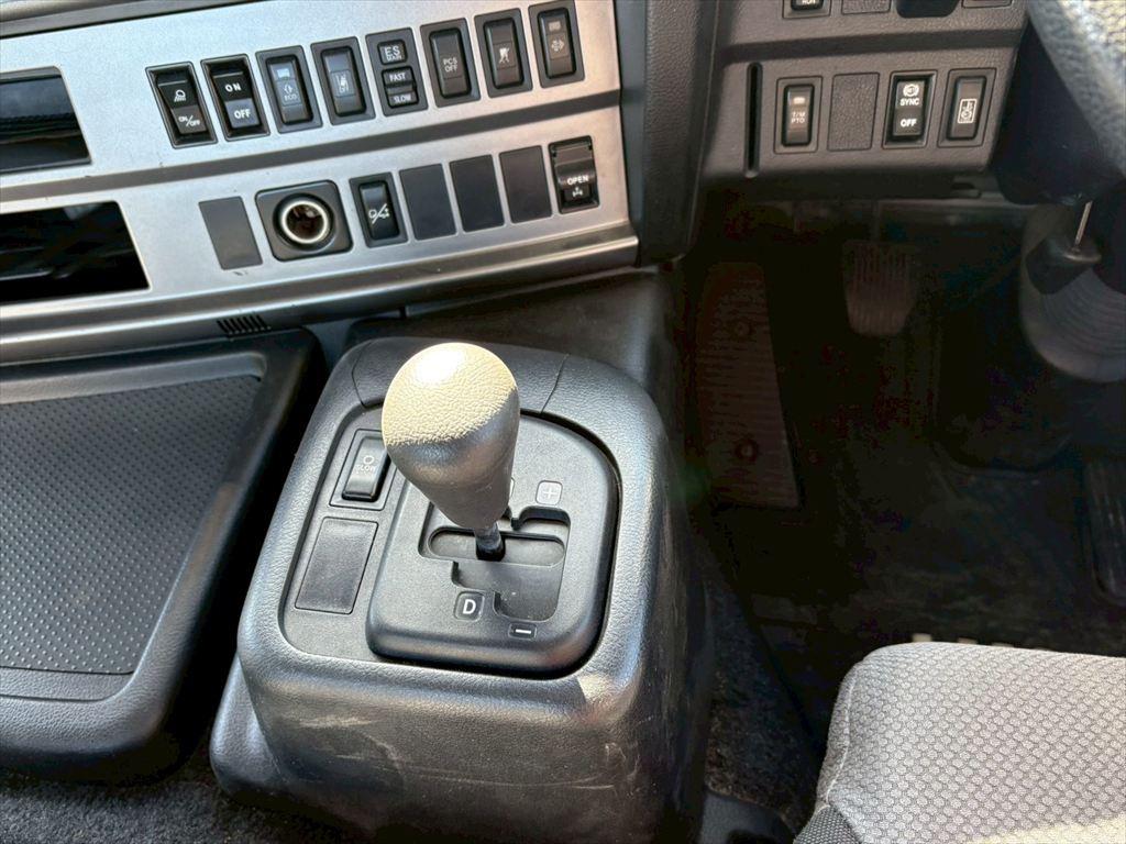 日野 プロフィア QPG-SH1EDDG(2WD)の写真23