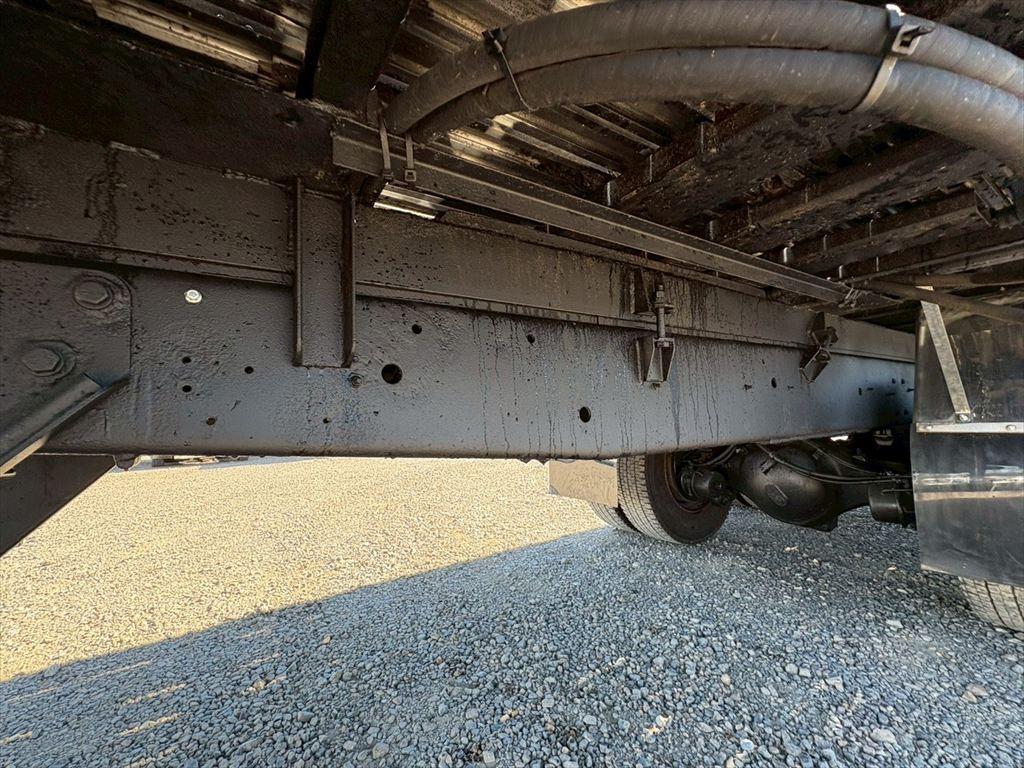 日野 プロフィア QDG-FS1EWEA(6x4)の写真15