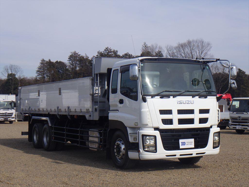 いすゞ ギガ QKG-CYZ77A(6x4)の写真2