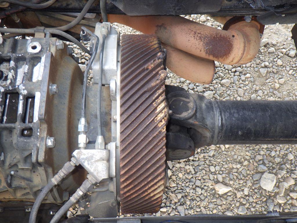 いすゞ ギガ QKG-CYZ77A(6x4)の写真17