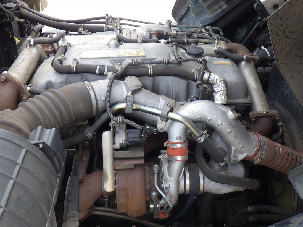 いすゞ ギガ QKG-CYZ77A(6x4)の写真19