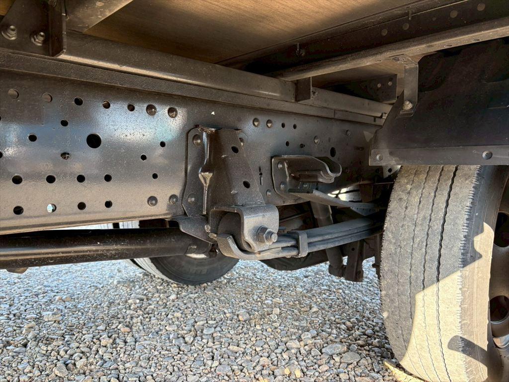 いすゞ エルフ 2RG-NPR88AN(2WD)の写真16