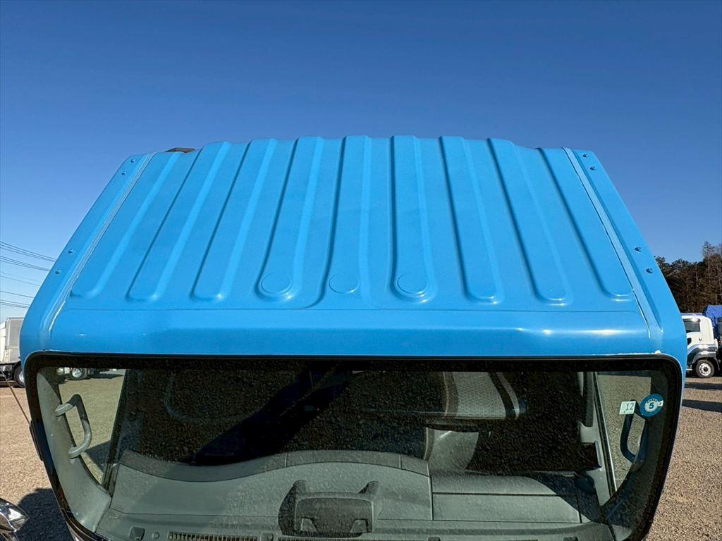 いすゞ エルフ 2RG-NPR88AN(2WD)の写真20