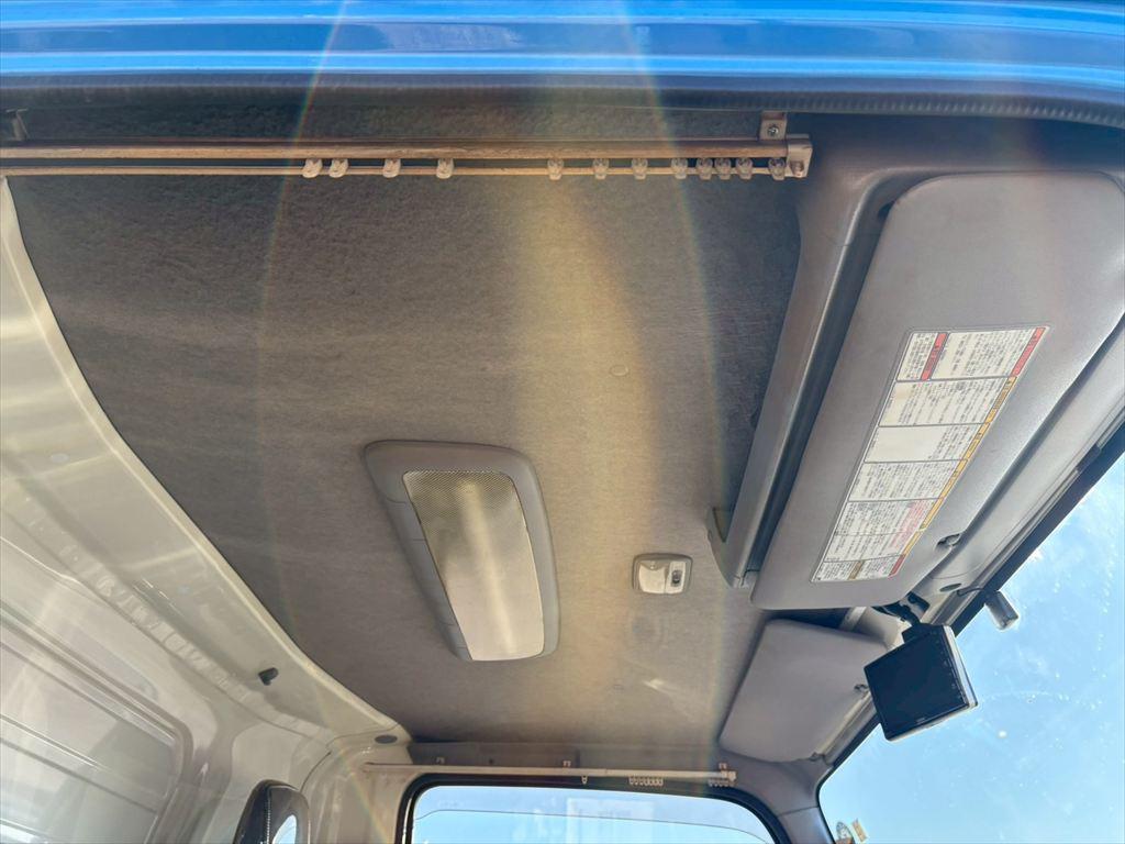 いすゞ エルフ 2RG-NPR88AN(2WD)の写真24