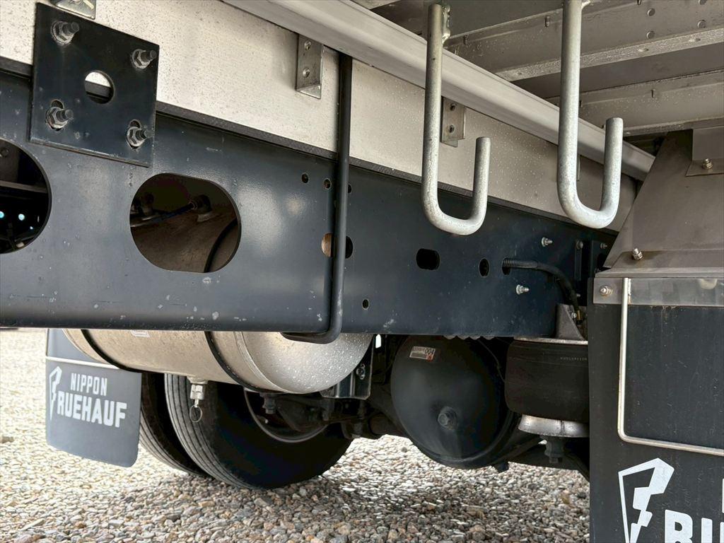 いすゞ フォワード 2RG-FRR90T2(2WD)の写真16