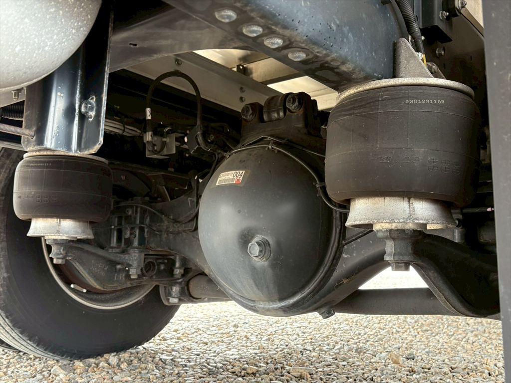 いすゞ フォワード 2RG-FRR90T2(2WD)の写真17