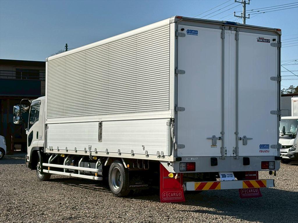 いすゞ フォワード 2RG-FRR90T2(2WD)の写真3