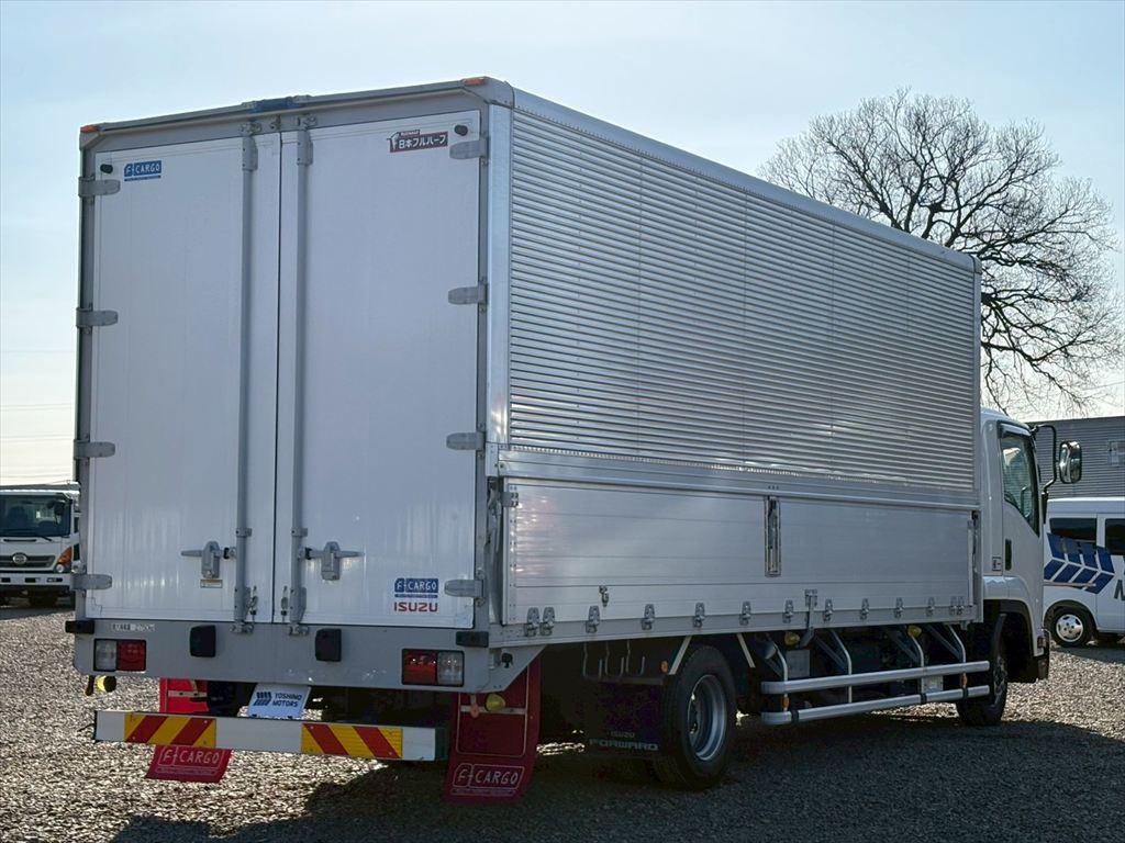 いすゞ フォワード 2RG-FRR90T2(2WD)の写真4