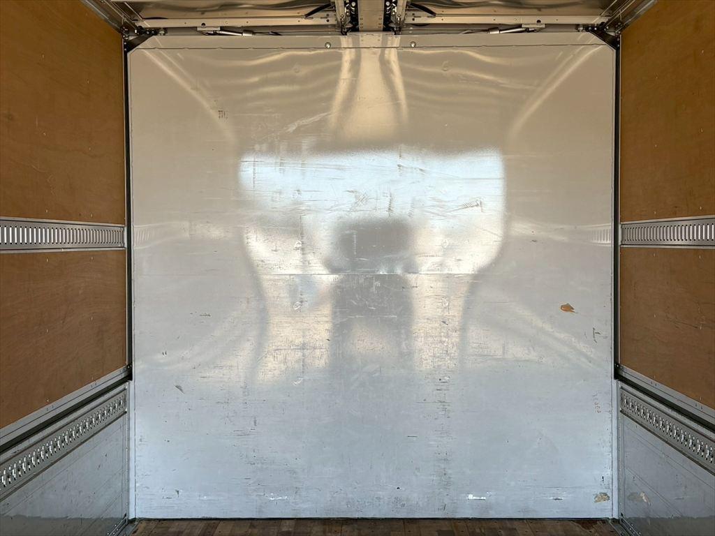 いすゞ フォワード 2RG-FRR90T2(2WD)の写真7