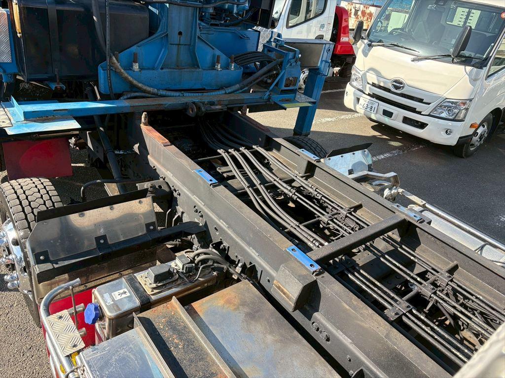 三菱 スーパーグレート QKG-FS54VZ(8x4)の写真15