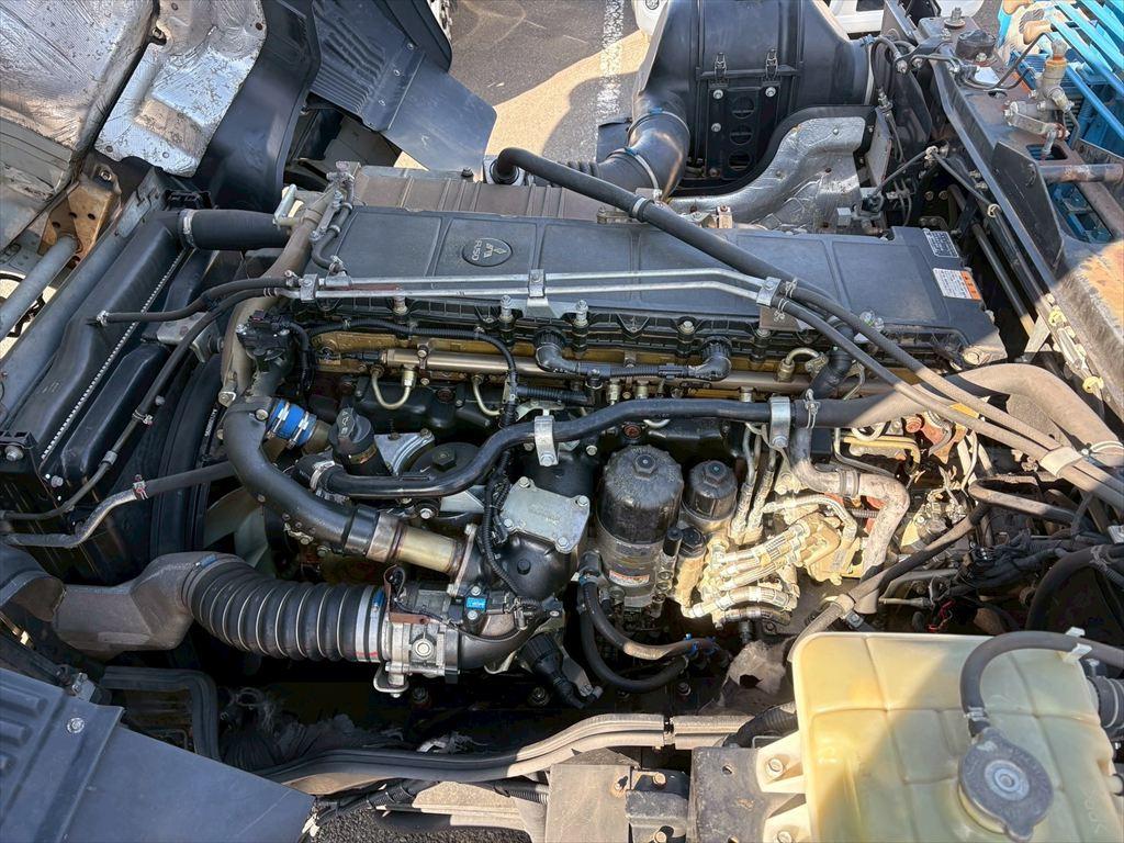 三菱 スーパーグレート QKG-FS54VZ(8x4)の写真18