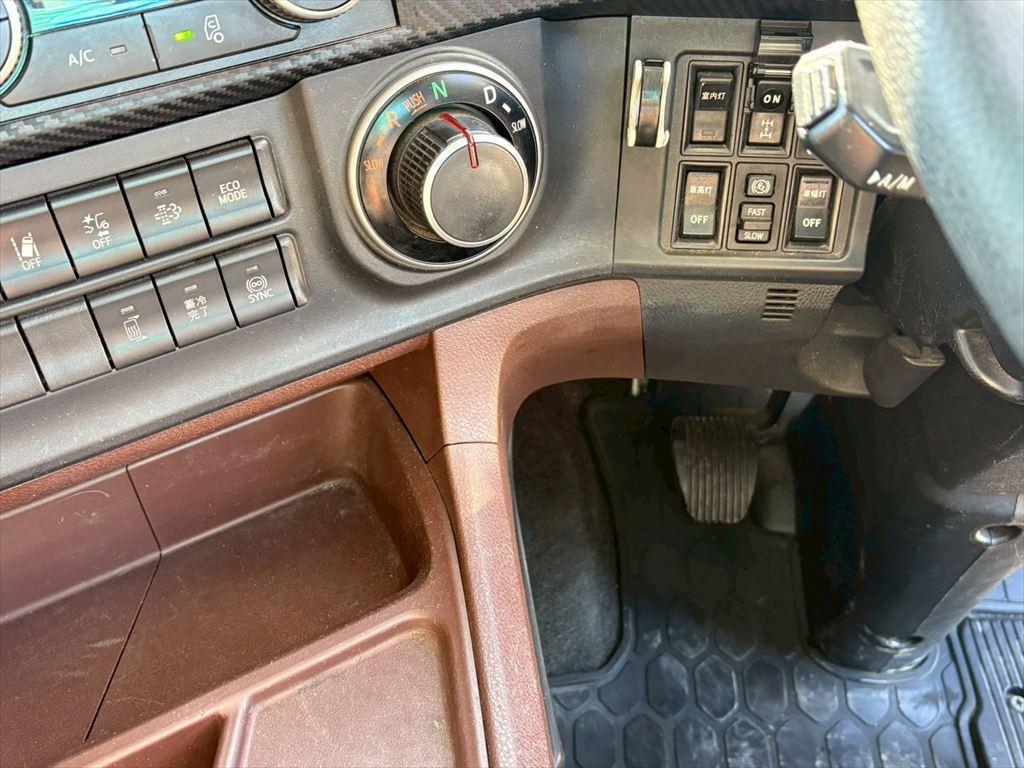 日野 プロフィア 2DG-FW1EHG(8x4)の写真23