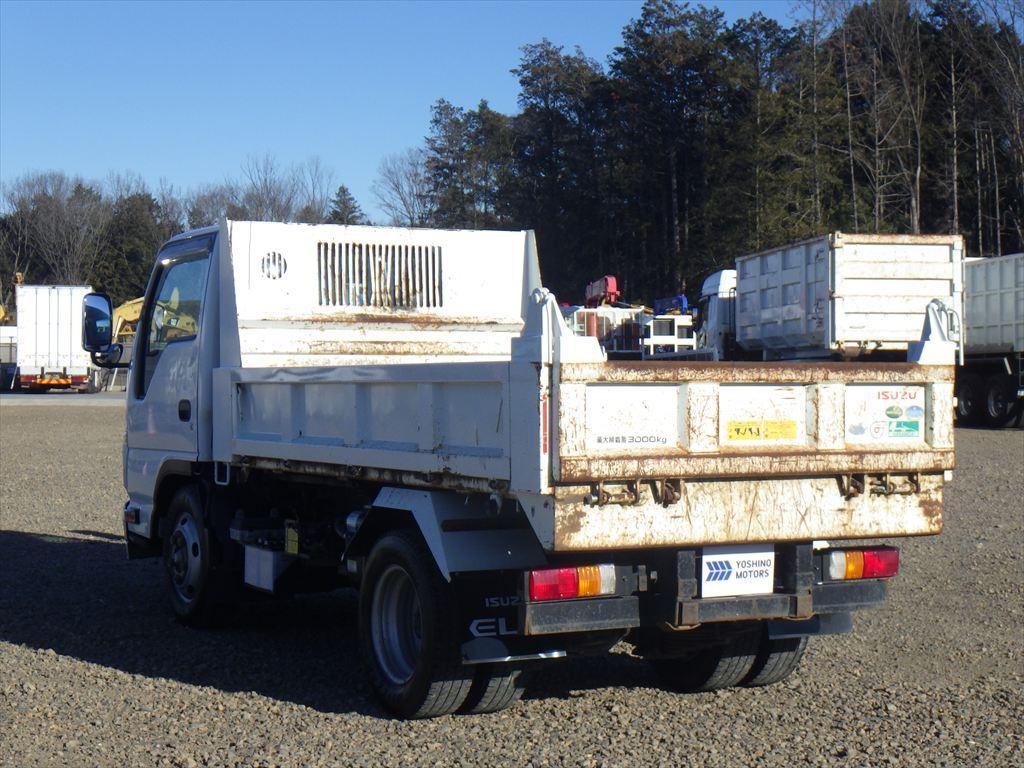 いすゞ エルフ TPG-NKR85AN(2WD)の写真3