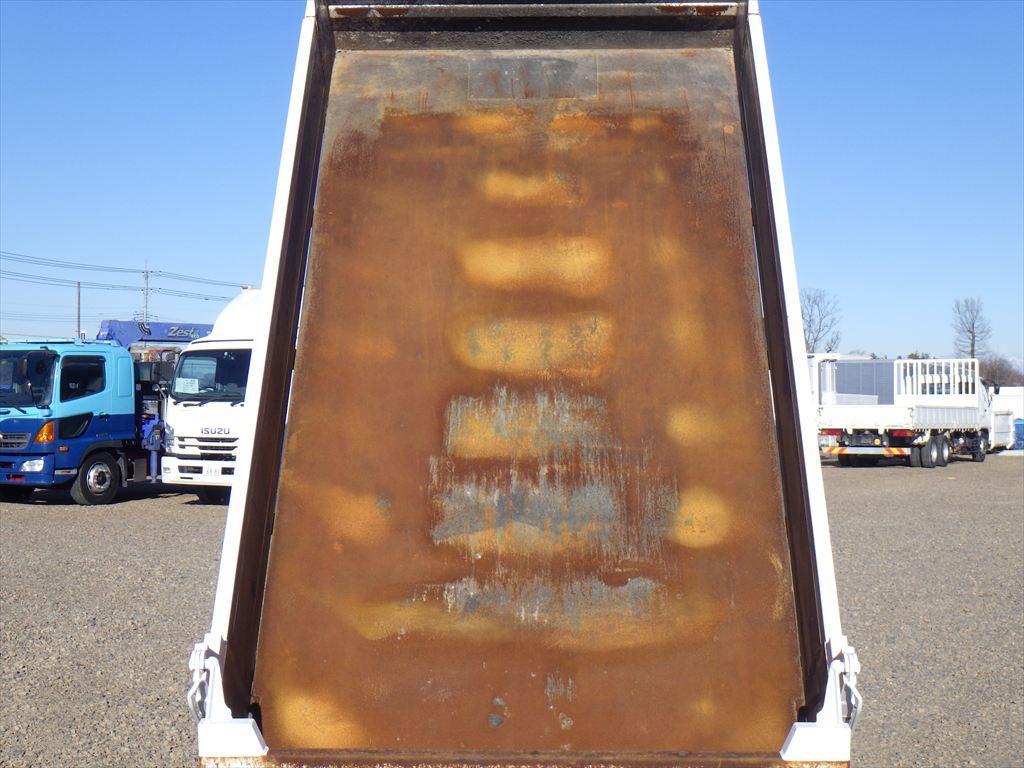 いすゞ エルフ TPG-NKR85AN(2WD)の写真8