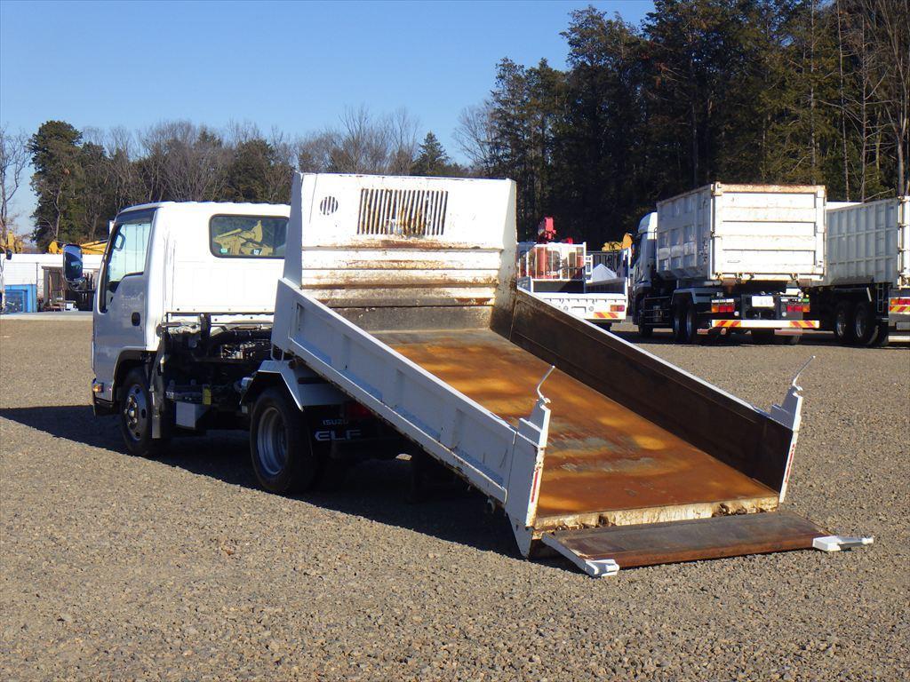 いすゞ エルフ TPG-NKR85(2WD)の写真11