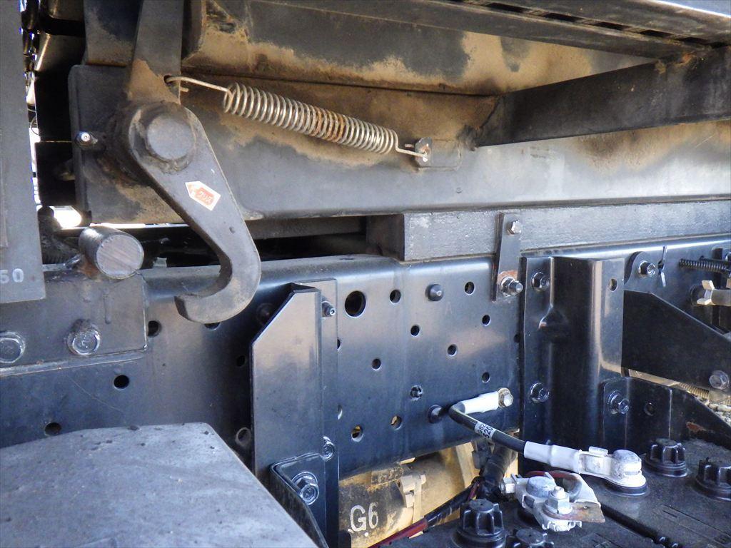 いすゞ エルフ TPG-NKR85AN(2WD)の写真16