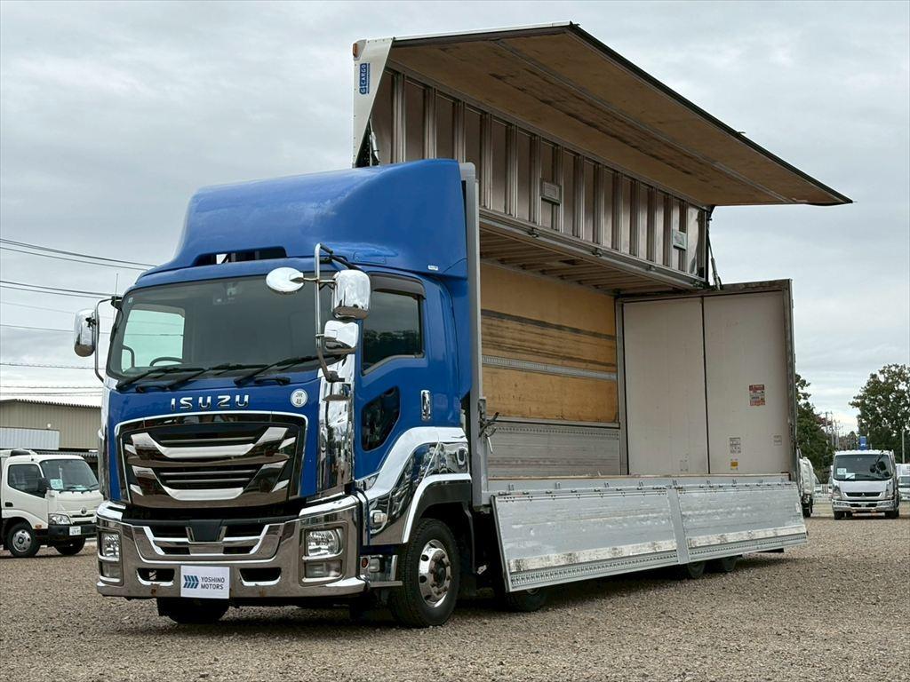 いすゞ ギガ QPG-CYJ77B(8x4)の写真11