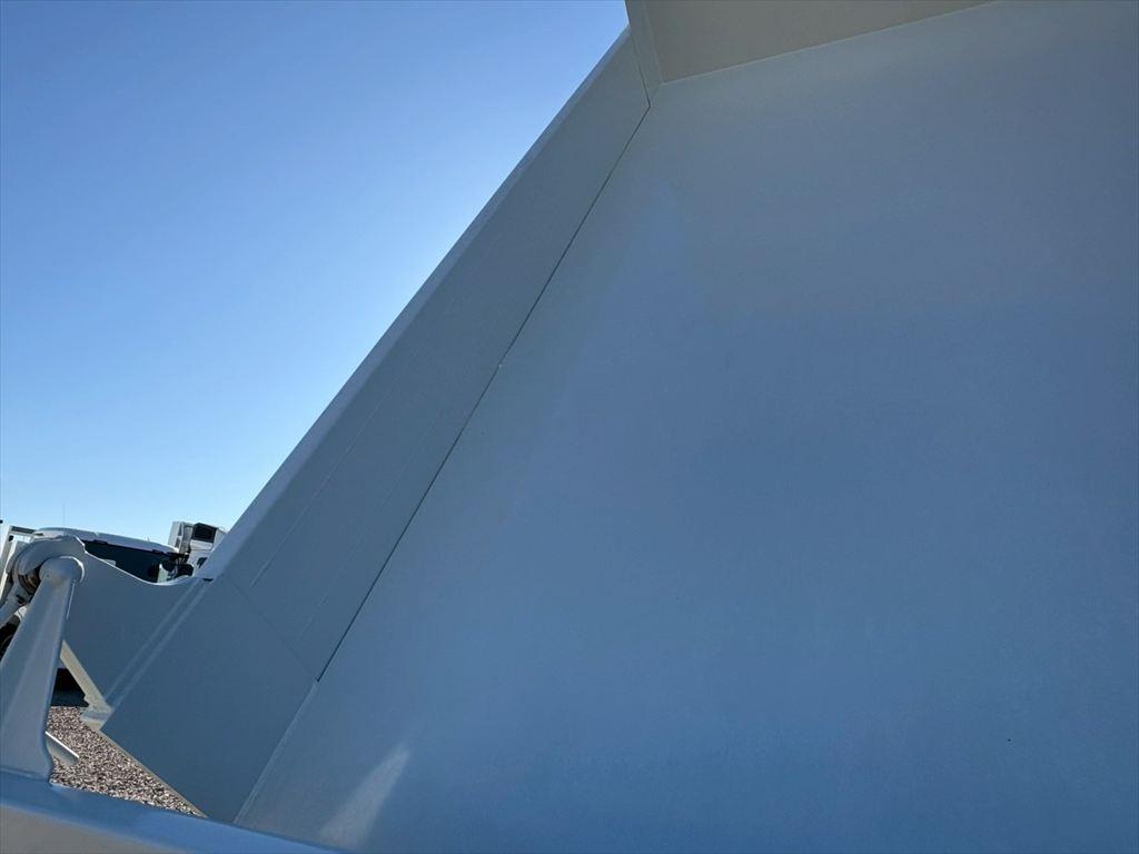 三菱 ファイター 2KG-FK72F(2WD)の写真9