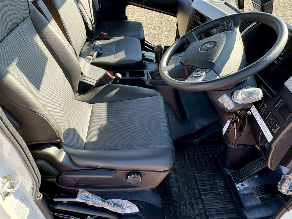 三菱 ファイター 2KG-FK72F(2WD)の写真21