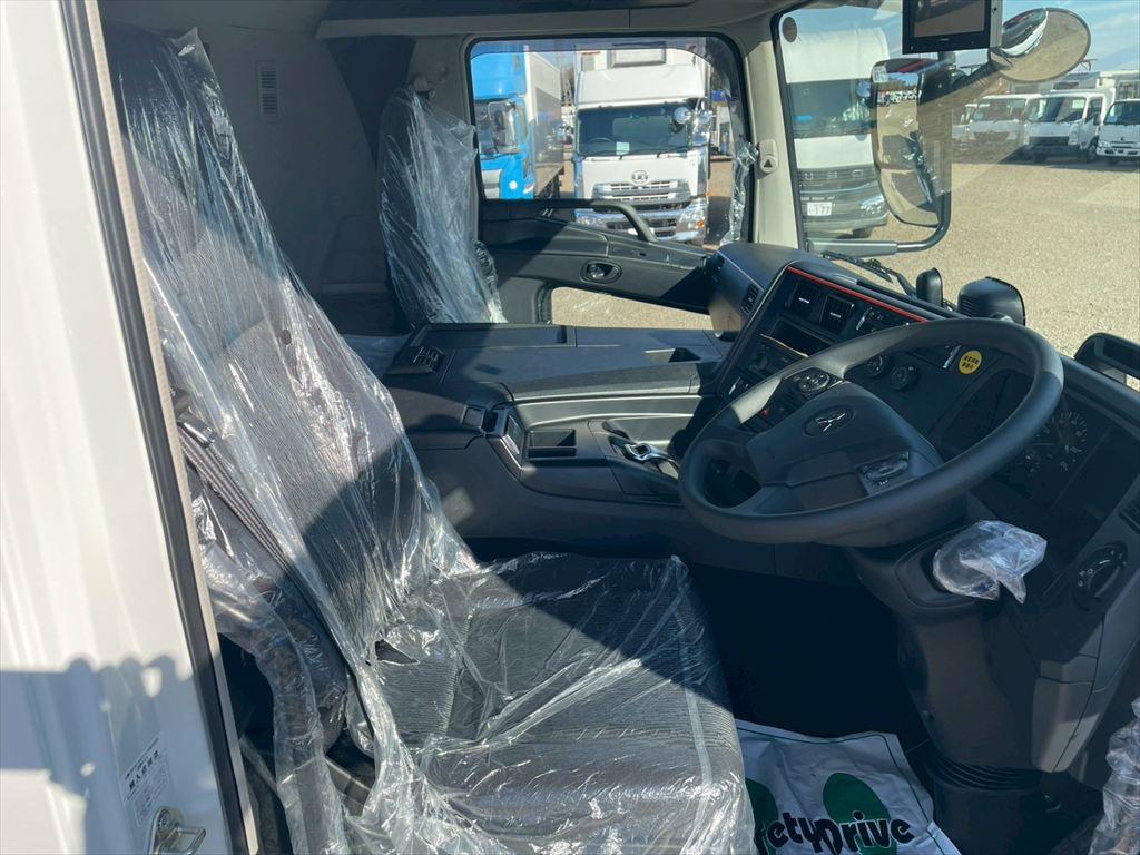 三菱 スーパーグレート 2RG-FP84VER(2WD)の写真21