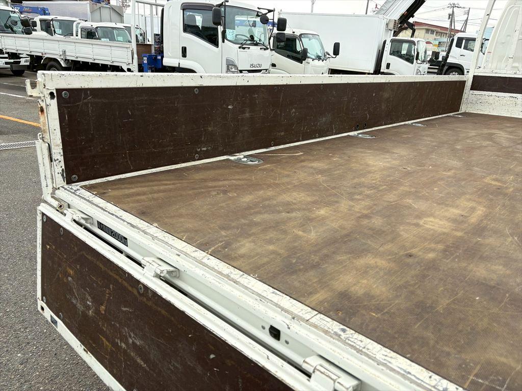 日野 デュトロ 2KG-XZU655M(2WD)の写真9