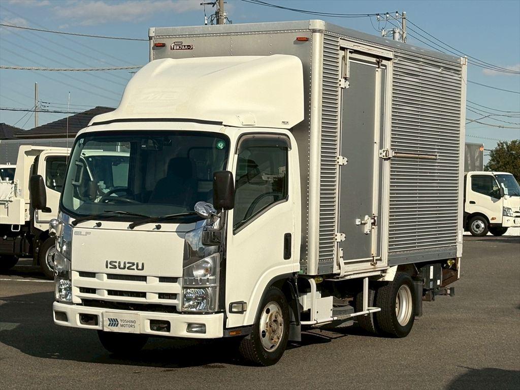 いすゞ エルフ BDG-NMR85N(2WD)の写真1