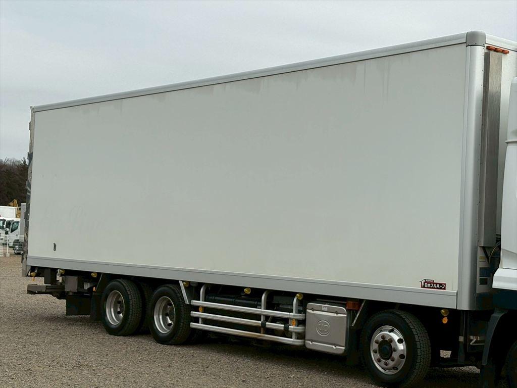 UD クオン QPG-CG5ZA(8x4)の写真5