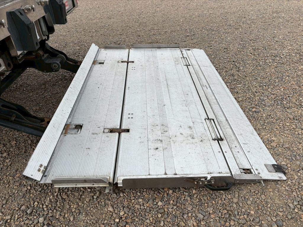 UD クオン QPG-CG5ZA(8x4)の写真12