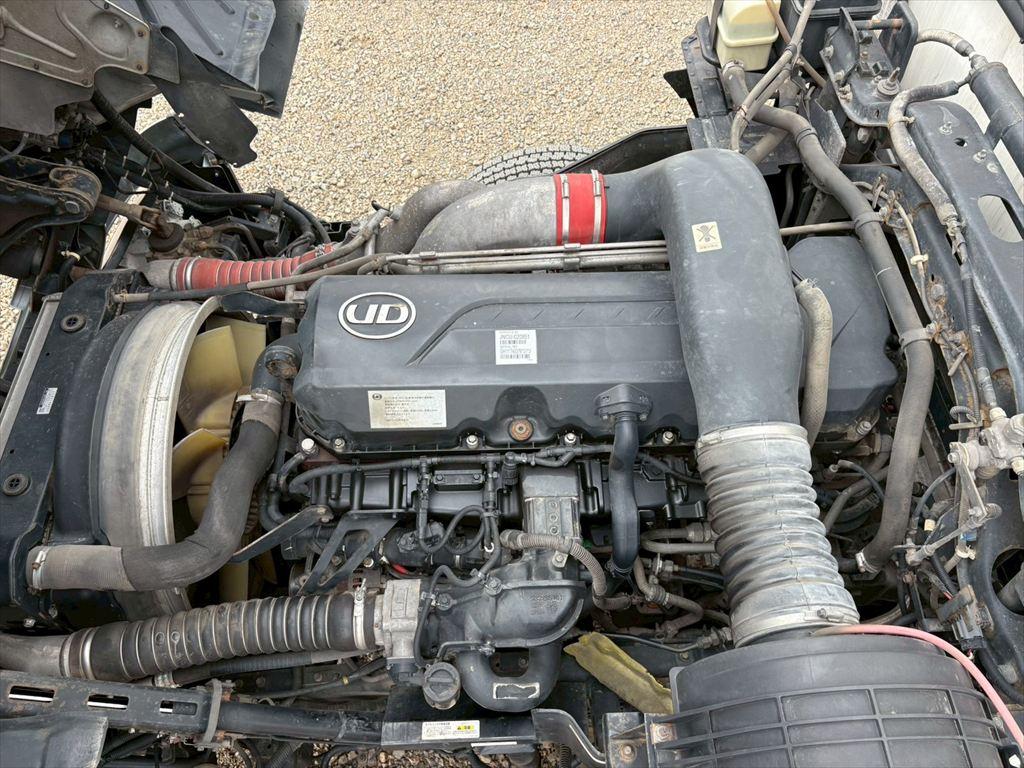 UD クオン QPG-CG5ZA(8x4)の写真19