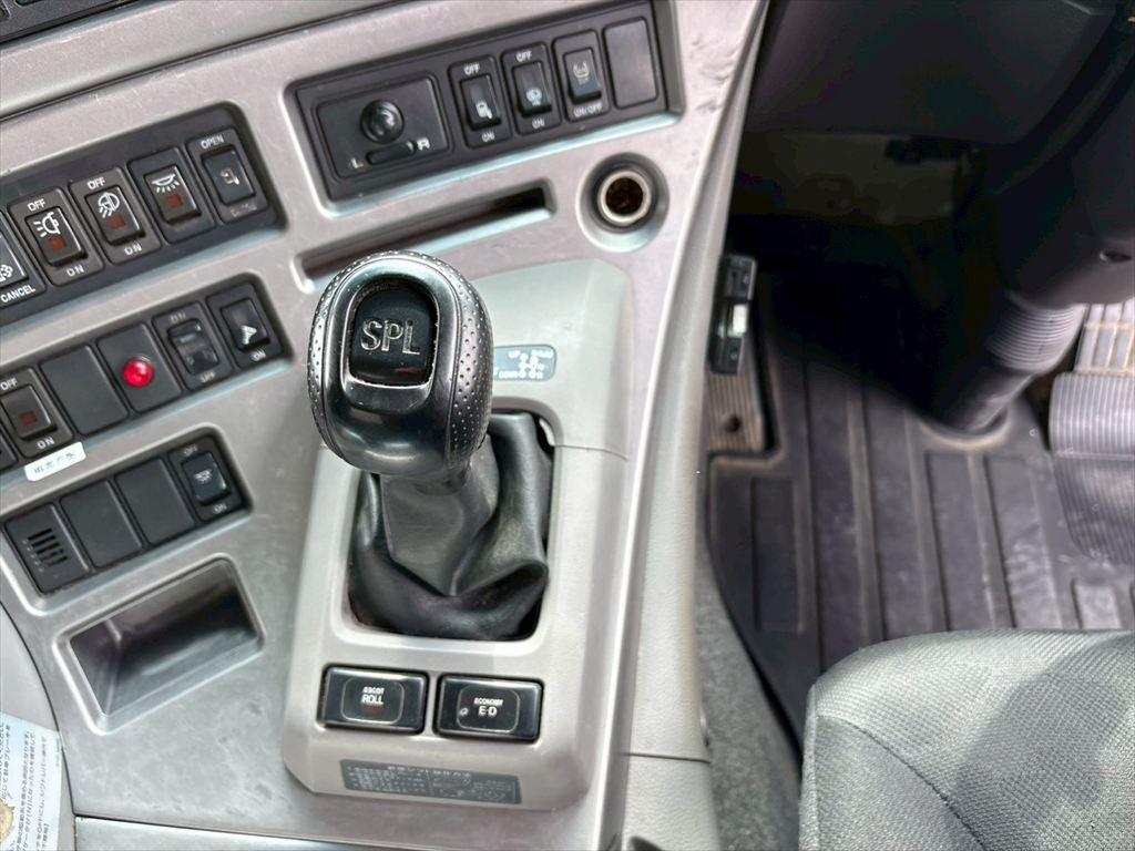 ＵＤ クオン QPG-CG5ZA(8x4)の写真23