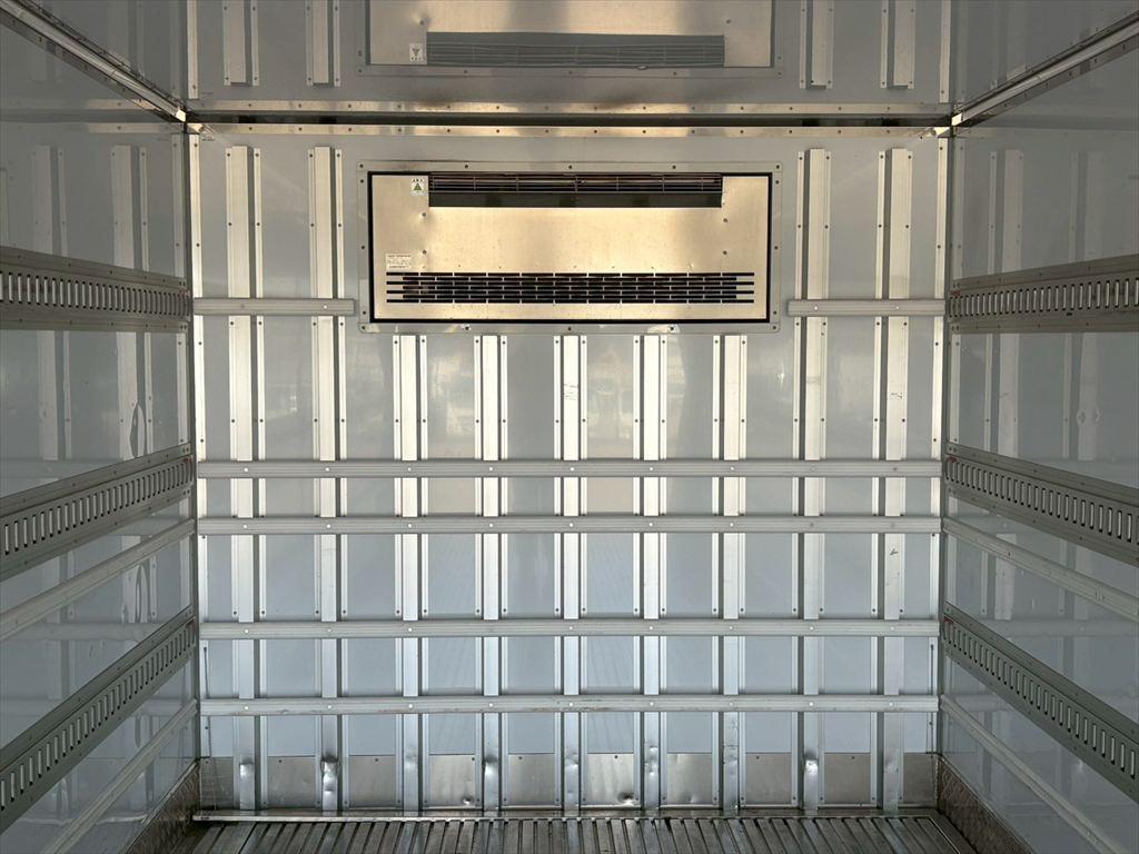 三菱 ファイター 2KG-FK64F(2WD)の写真7