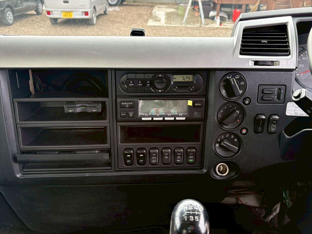 三菱 ファイター 2KG-FK64F(2WD)の写真22