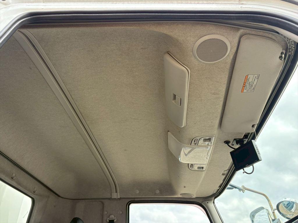 三菱 ファイター 2KG-FK64F(2WD)の写真24