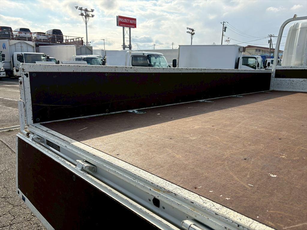 日野 デュトロ 2KG-XZU712M(2WD)の写真9