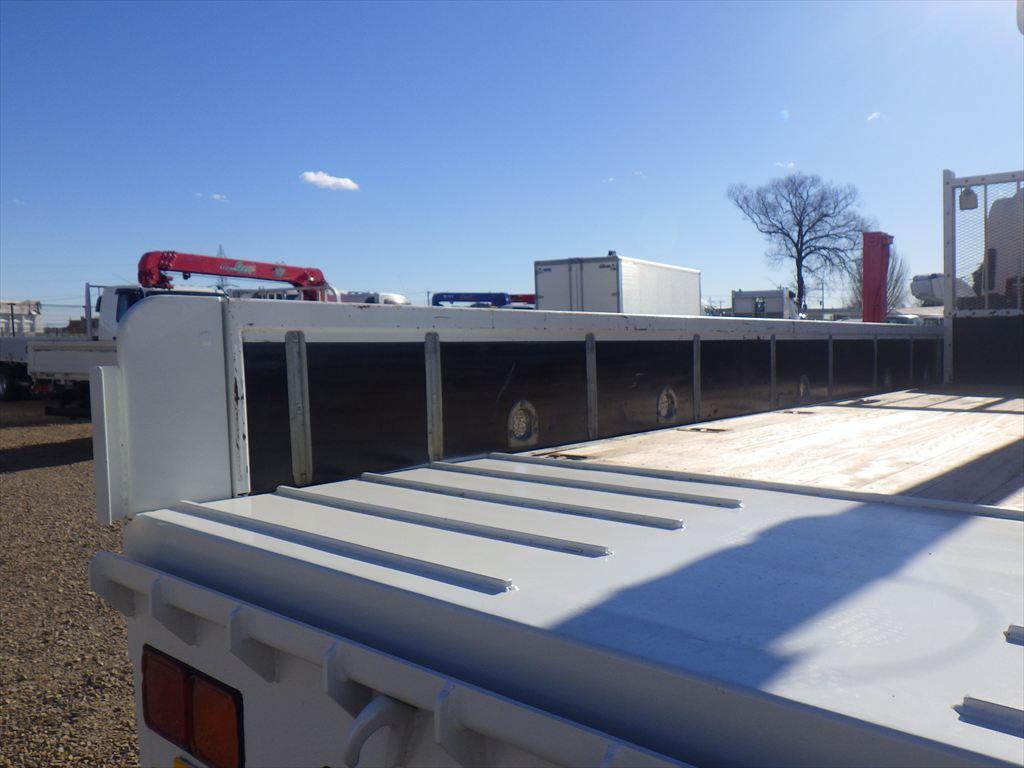 いすゞ フォワード TKG-FRR90S2(2WD)の写真9