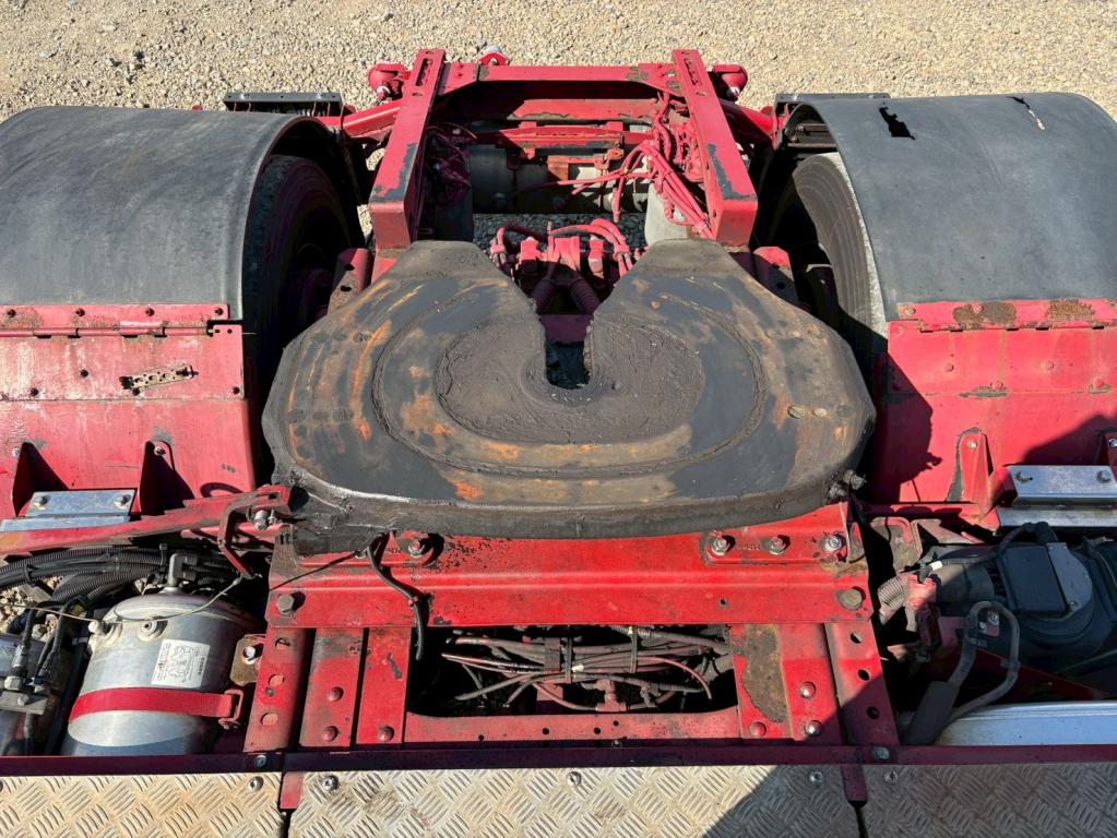 いすゞ ギガ 2PG-EXD52CD(2WD)の写真10