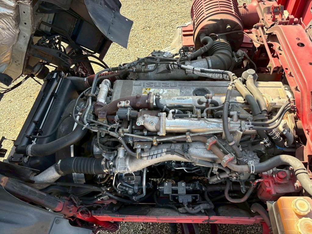 いすゞ ギガ 2PG-EXD52CD(2WD)の写真18