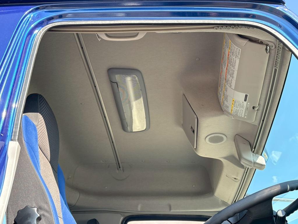 いすゞ ギガ 2PG-EXD52CD(2WD)の写真24