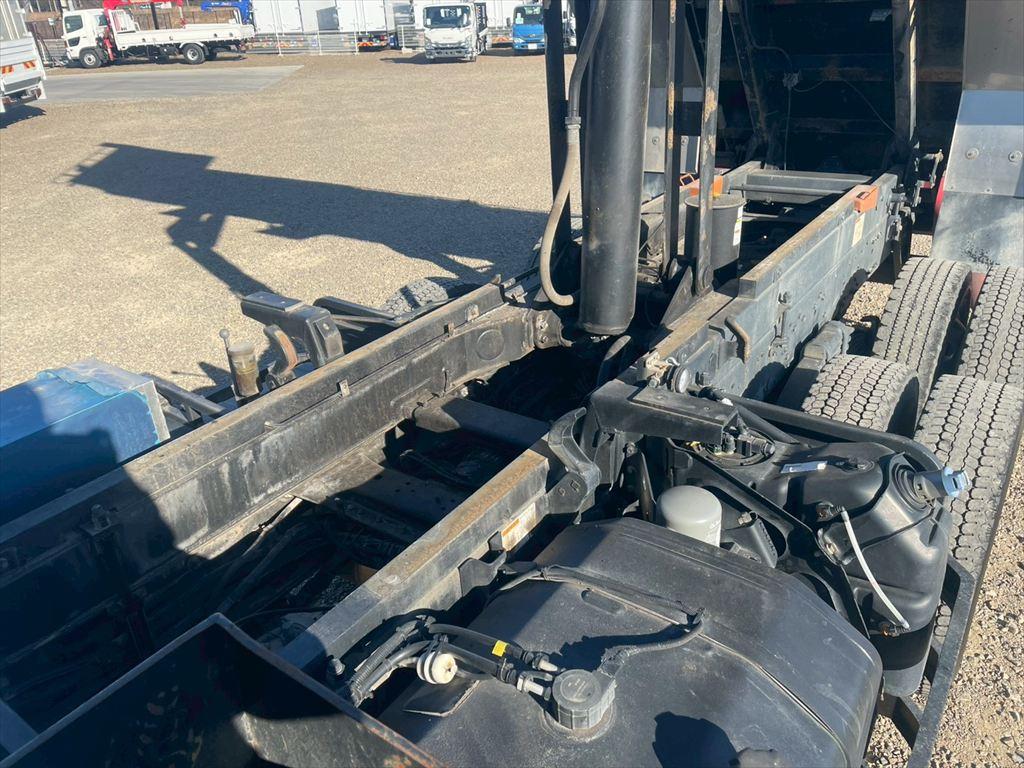 三菱 スーパーグレート 2PG-FV70HX(6x4)の写真14