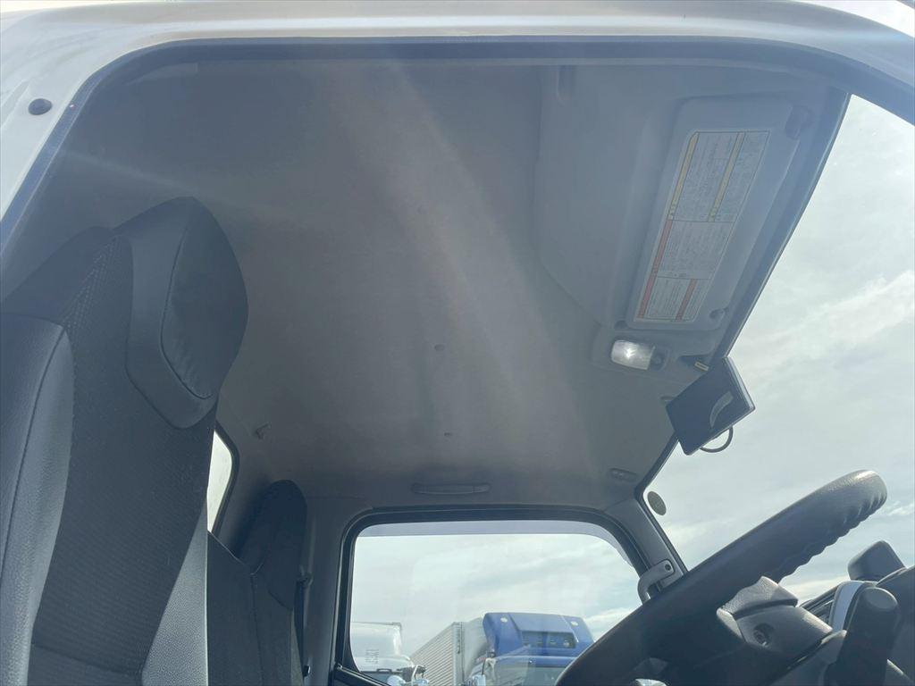 三菱 キャンター 2RG-FBA20(2WD)の写真24