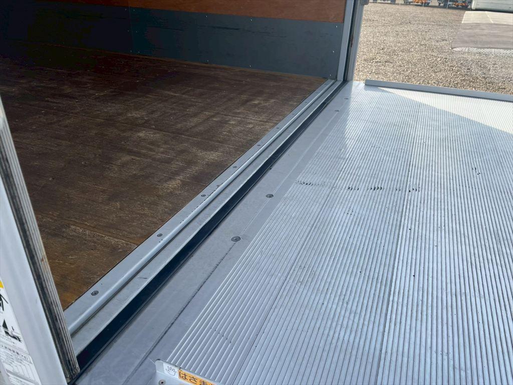 日野 デュトロ 2RG-XZU712M(2WD)の写真13