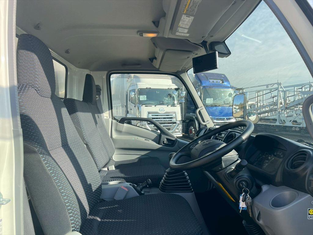 日野 デュトロ 2RG-XZU712M(2WD)の写真21