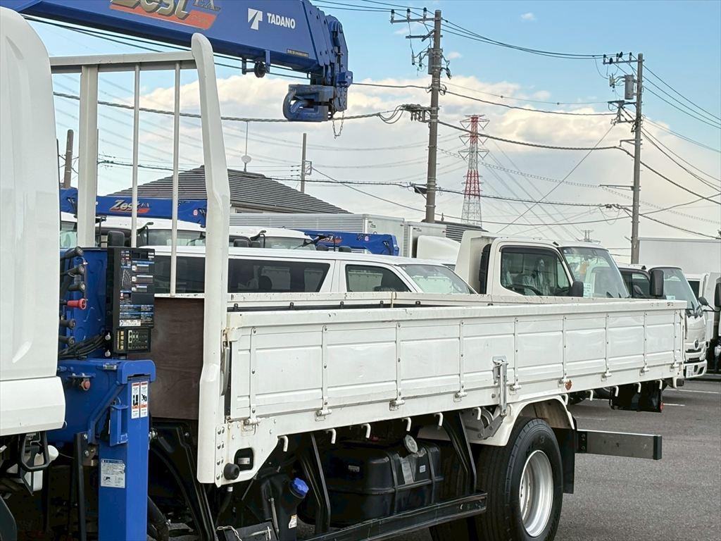 いすゞ フォワード 2PG-FRR90S2(2WD)の写真6