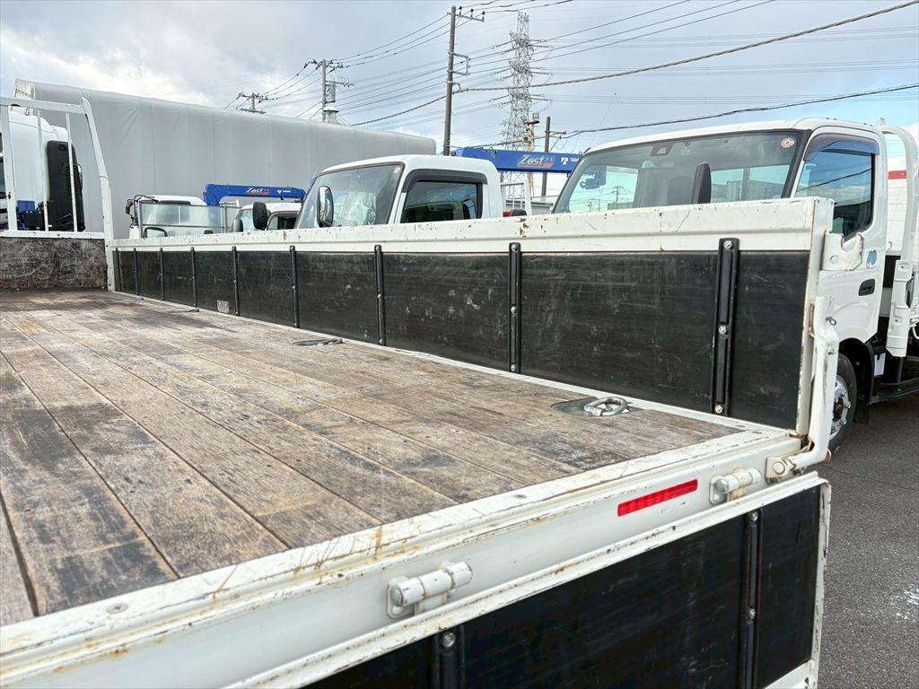 いすゞ フォワード 2PG-FRR90S2(2WD)の写真10