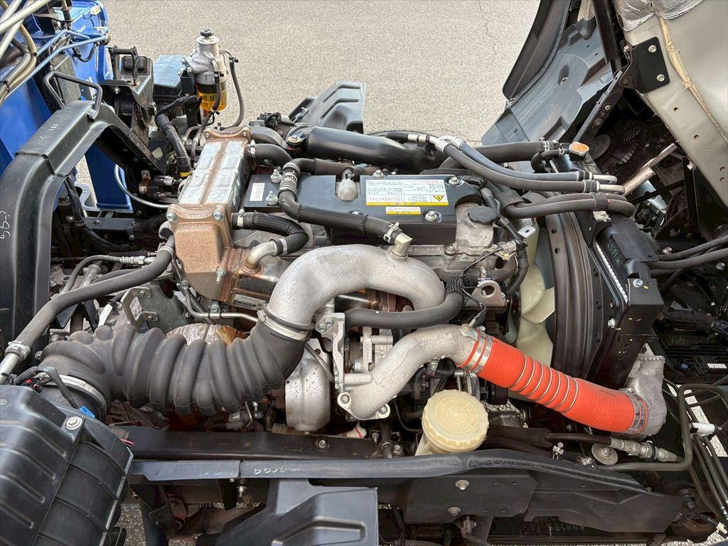 いすゞ フォワード 2PG-FRR90S2(2WD)の写真19