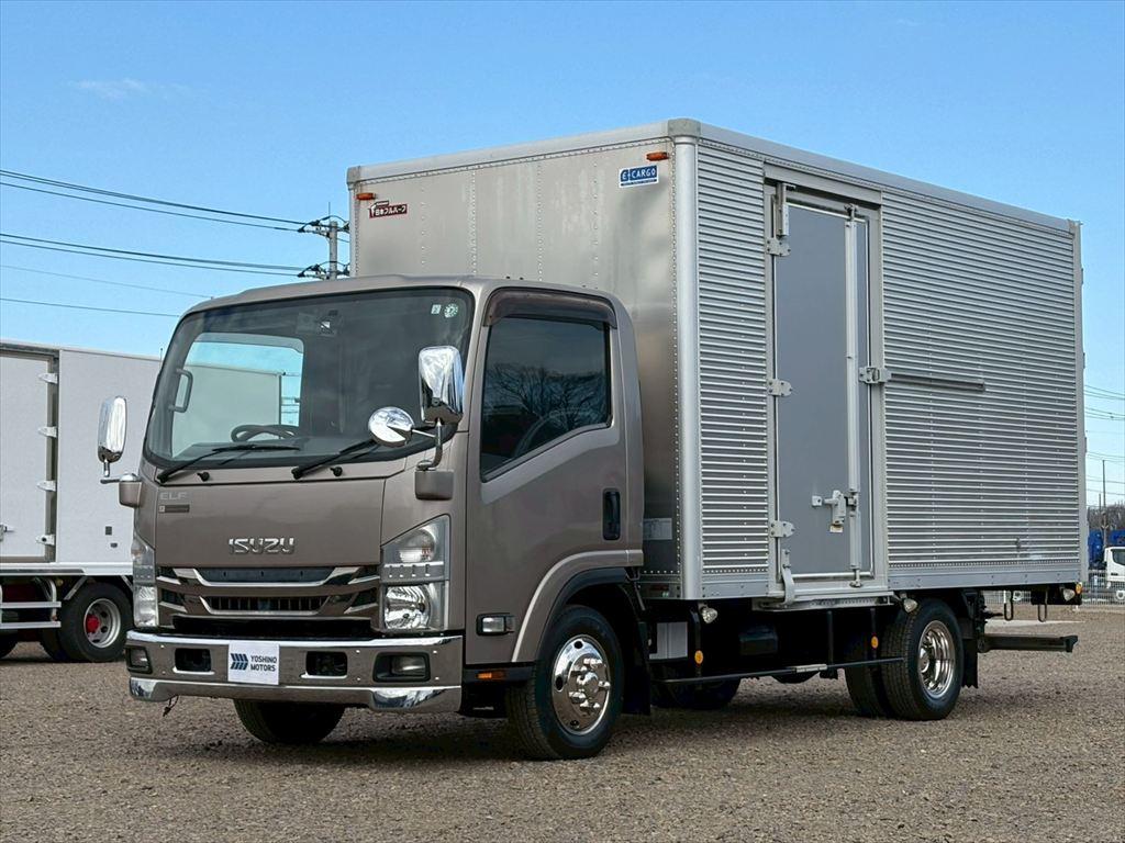 いすゞ エルフ TRG-NPR85AN(2WD)の写真1