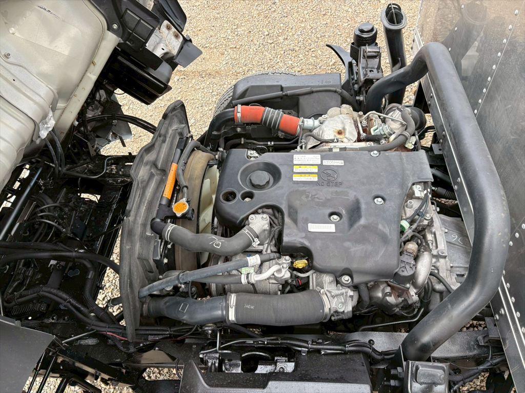 いすゞ エルフ TRG-NPR85AN(2WD)の写真18