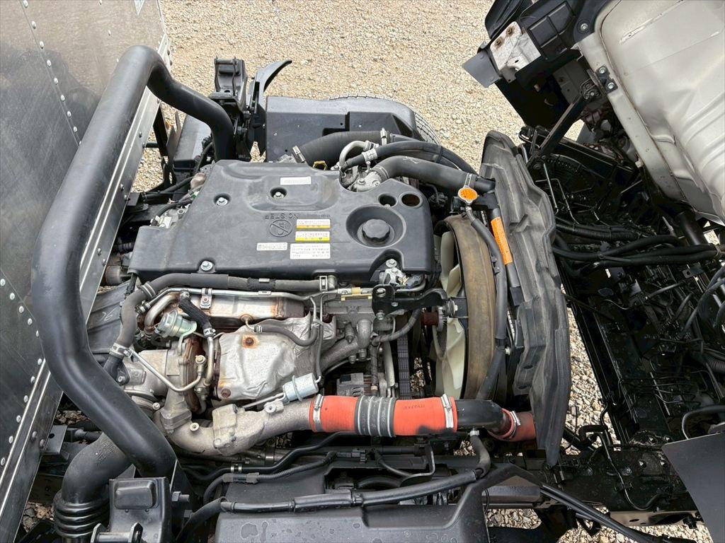 いすゞ エルフ TRG-NPR85AN(2WD)の写真19