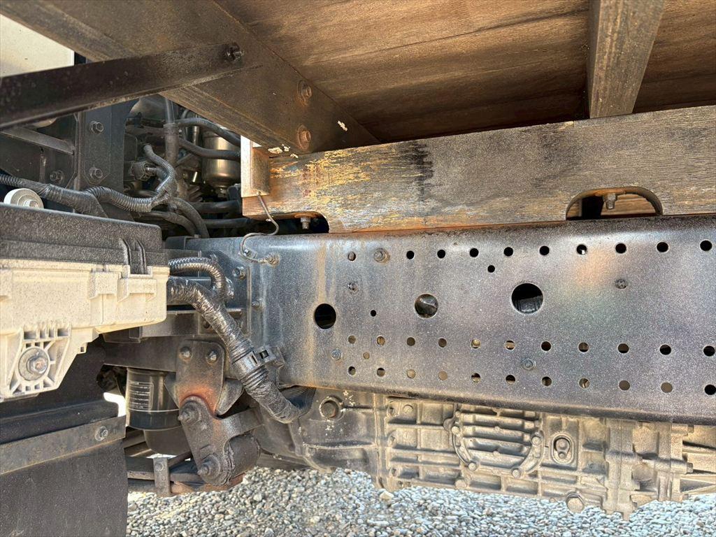 いすゞ フォワード TKG-FRR90S2(2WD)の写真14